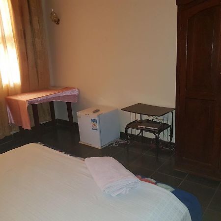 Centre D' Accueil Joli Reve Hotel Kisangani Екстериор снимка